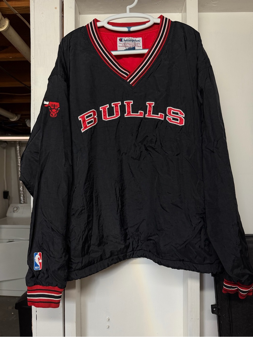 Vintage Chicago Bulls Champions Black NBA Pullover Windbreaker XXL